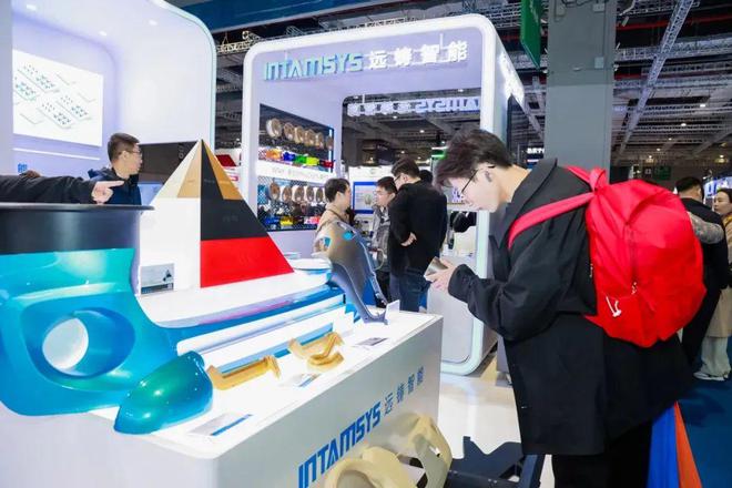 以「提速降本」战略开启工业级FDM智造新时代远铸智能亮相2025 TCT(图2)