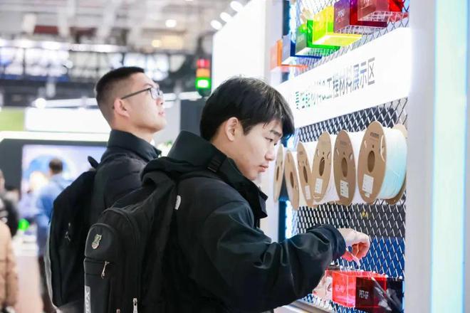 以「提速降本」战略开启工业级FDM智造新时代远铸智能亮相2025 TCT(图4)