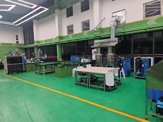 学校买喷蜡3D打印机用于精密铸造实训闪铸科技WaxJet进入课堂(图6)