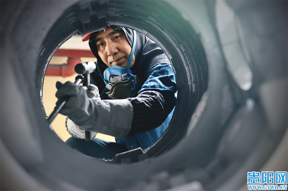 Kaiyun:新春走基层|“贵阳造”飞向太空!(图1)