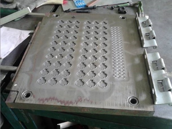一种具有导向功能的3D打印压铸模具的制作方法