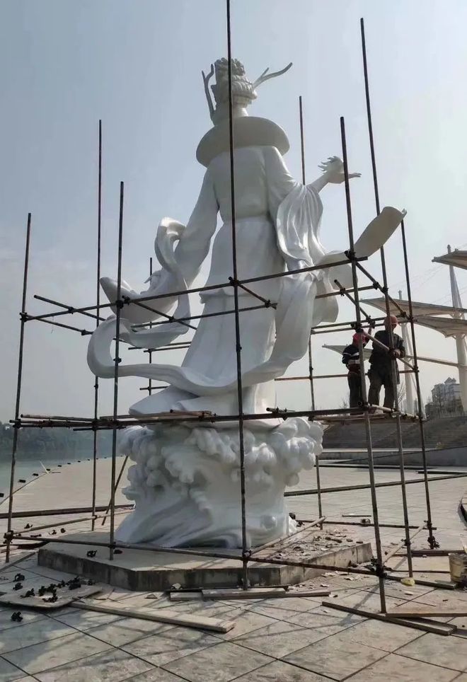 Kaiyun:98米龙女雕塑35天完成3D打印蜡模快速铸造帮大忙(图3)