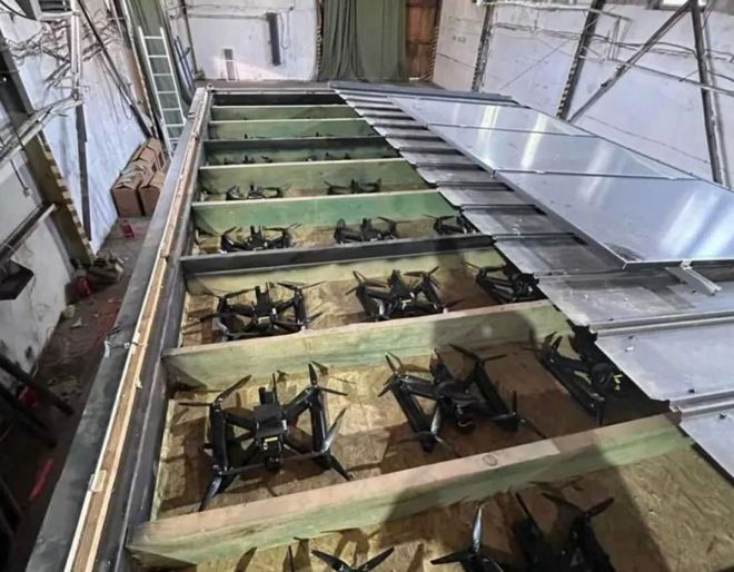 俄罗斯遭遇严重军事袭击！(图5)