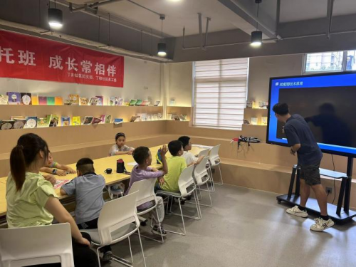 3D打印进社区激发少年凌云志(图2)