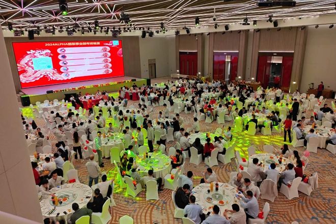 适合国庆节玩的集体游戏推荐_2025年国庆节多人抽奖互动游戏推荐(图2)