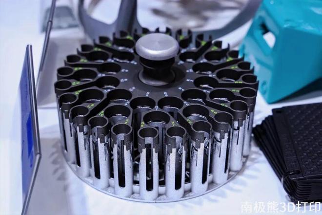 中外3D打印的两条路：西方在争夺创新而中国则推动落地2025 Formnext深圳展(图5)