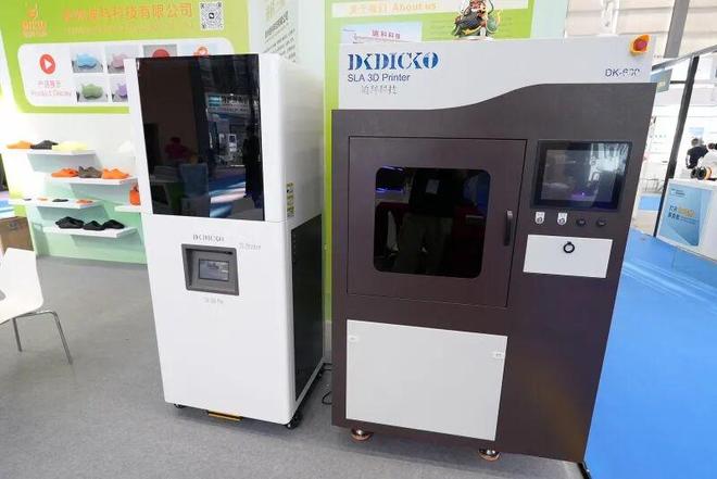1小时一双！泉州多家鞋厂采购迪科三维发布3D打印鞋机DK-386Pro(图2)
