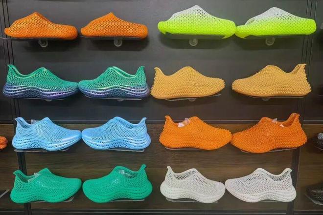 1小时一双！泉州多家鞋厂采购迪科三维发布3D打印鞋机DK-386Pro(图5)