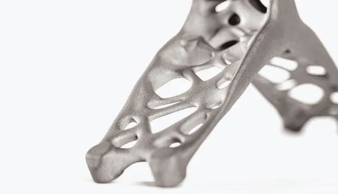 钛合金3D打印全攻略：材料、工艺与应用逐层解析(图12)