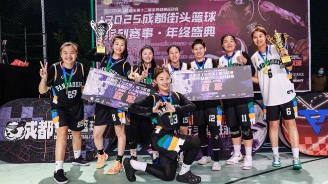 走走走去西村大院围堆堆看打篮球(图6)