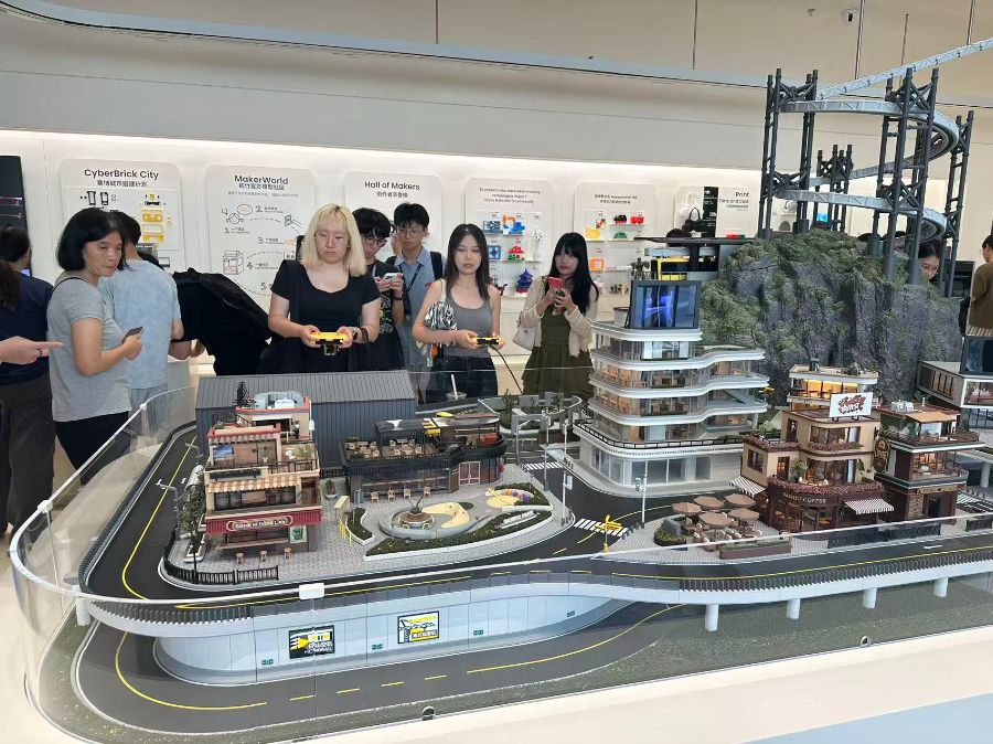 机器人6S和3D打印店 正在催生新零售场景(图2)